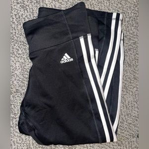 Adidas capri leggings